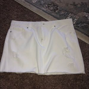 Aeropostale white mini skirt. Brand new!